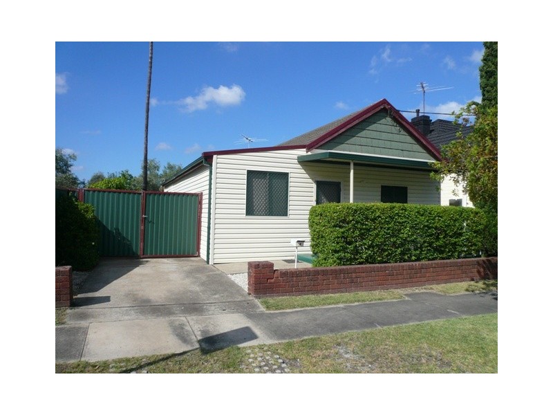 4 First Street, Granville NSW 2142