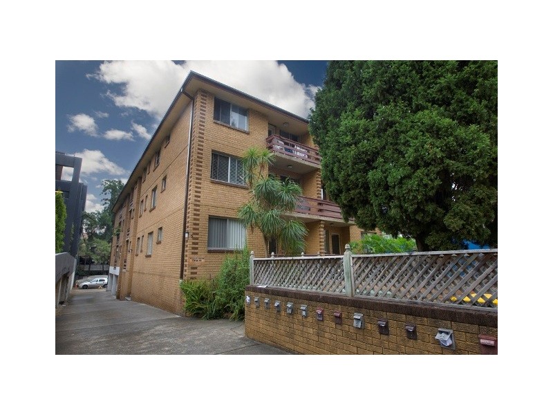 1/5 Hassall Street, Parramatta NSW 2150