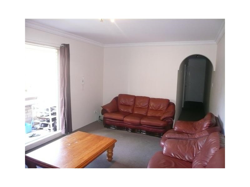 8/8 Kerr Parade, Auburn NSW 2144