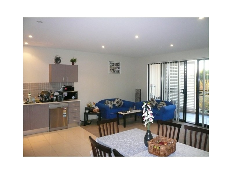 11/13-15 Lydbrook Street, Westmead NSW 2145