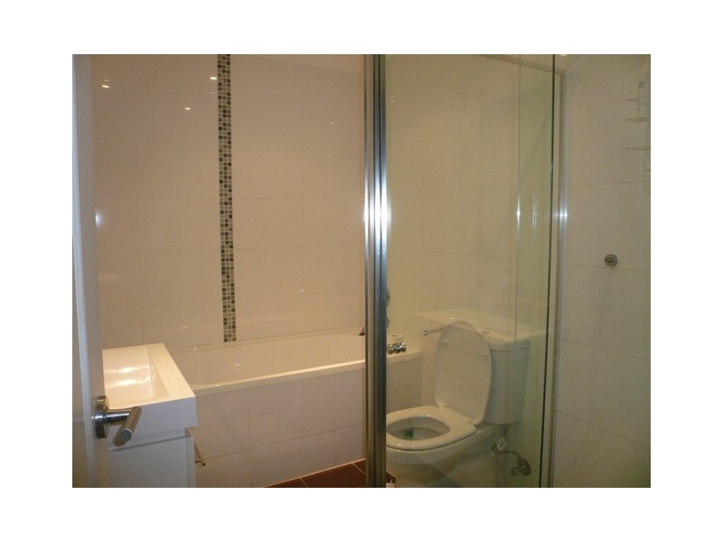 11/13-15 Lydbrook Street, Westmead NSW 2145