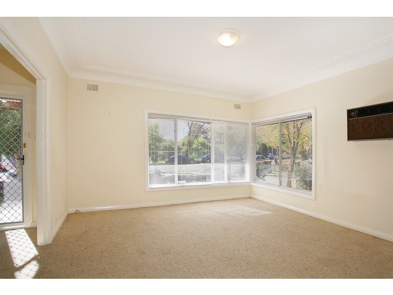 46 Alexandra Avenue, Westmead NSW 2145