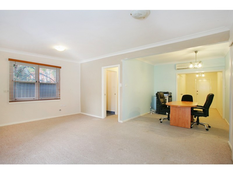 39 Grand Avenue, Westmead NSW 2145