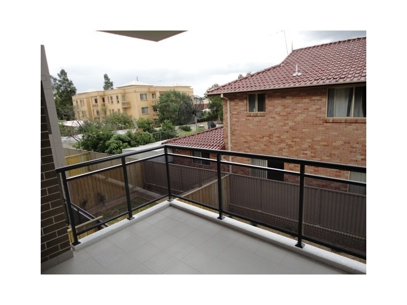11/21-27 Cross Street, Guildford NSW 2161