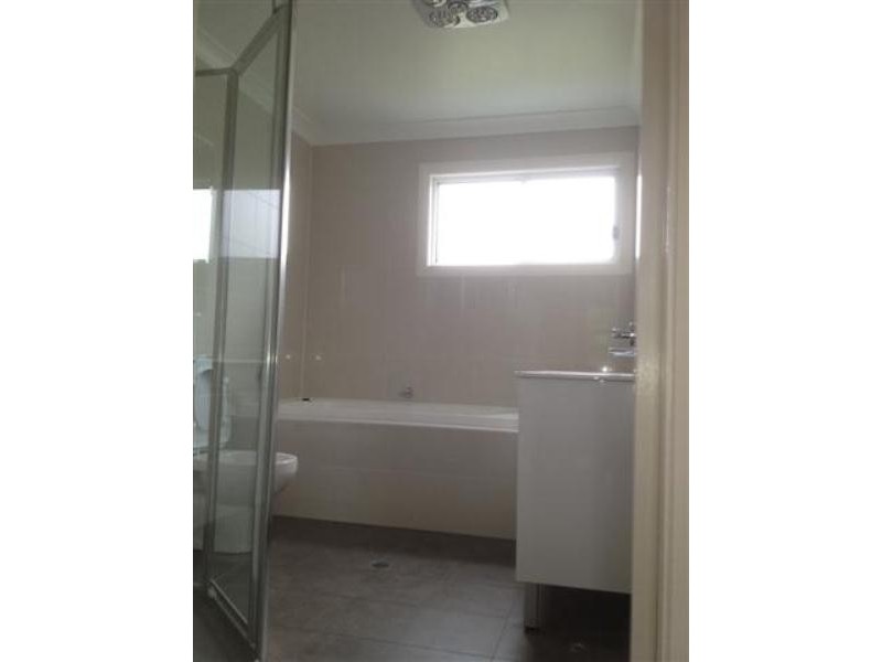 4 Steel Street, Westmead NSW 2145