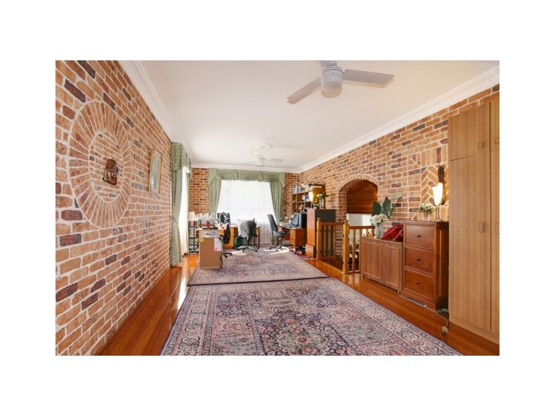 32 Gregory Street, Greystanes NSW 2145