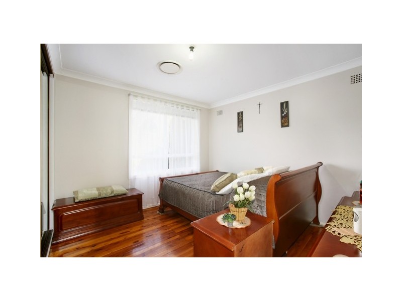 32 Gregory Street, Greystanes NSW 2145