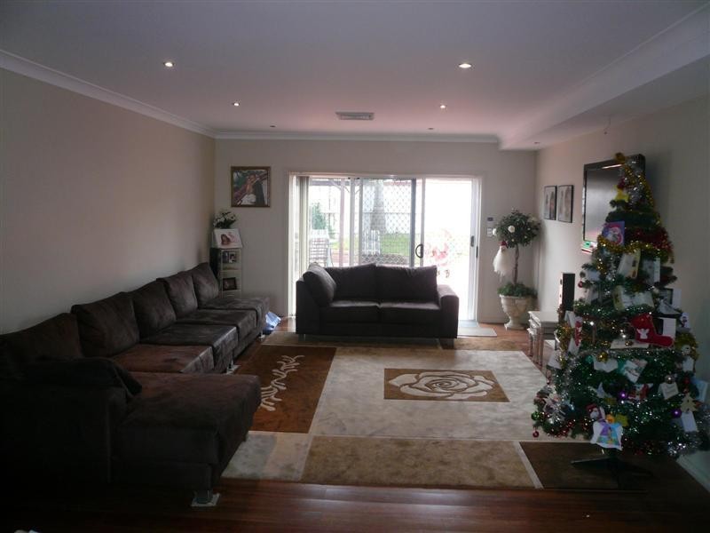 25 Hayes Avenue, Westmead NSW 2145