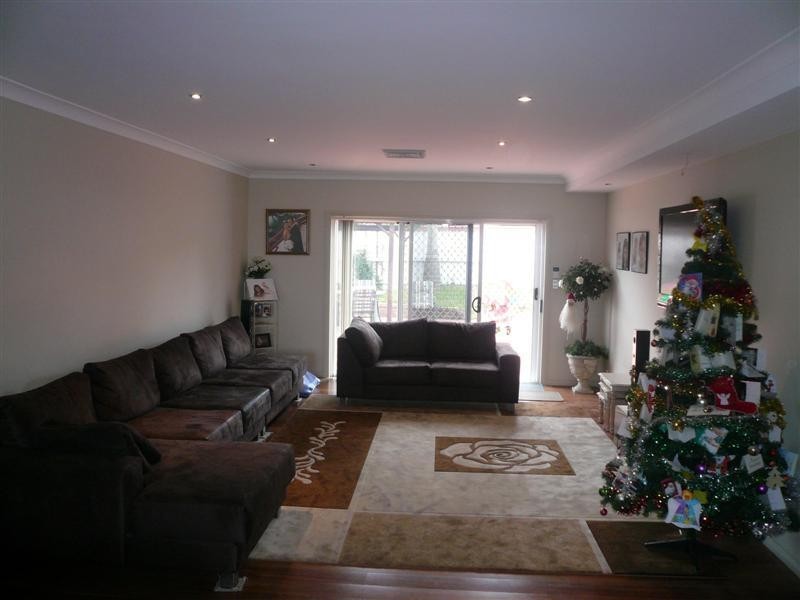 25 Hayes Avenue, Westmead NSW 2145