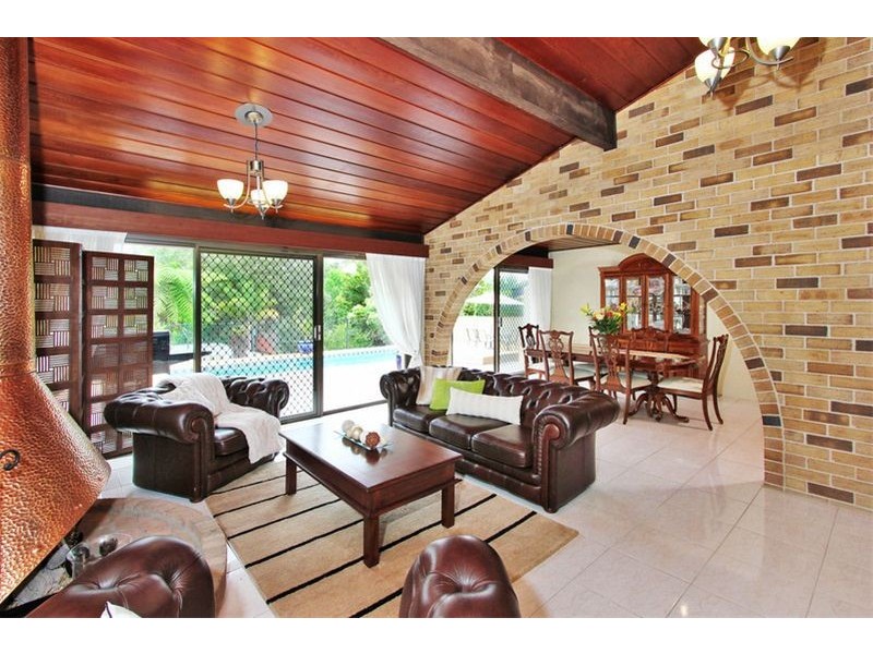 25 Brunette Drive, Castle Hill NSW 2154