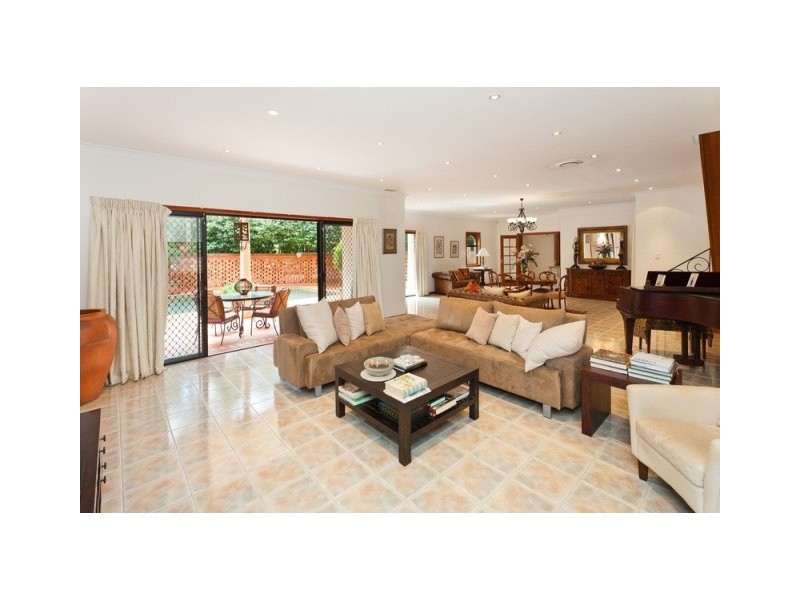 10 Helen Court, Castle Hill NSW 2154