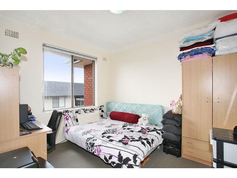 10/4 Calliope Street, Guildford NSW 2161