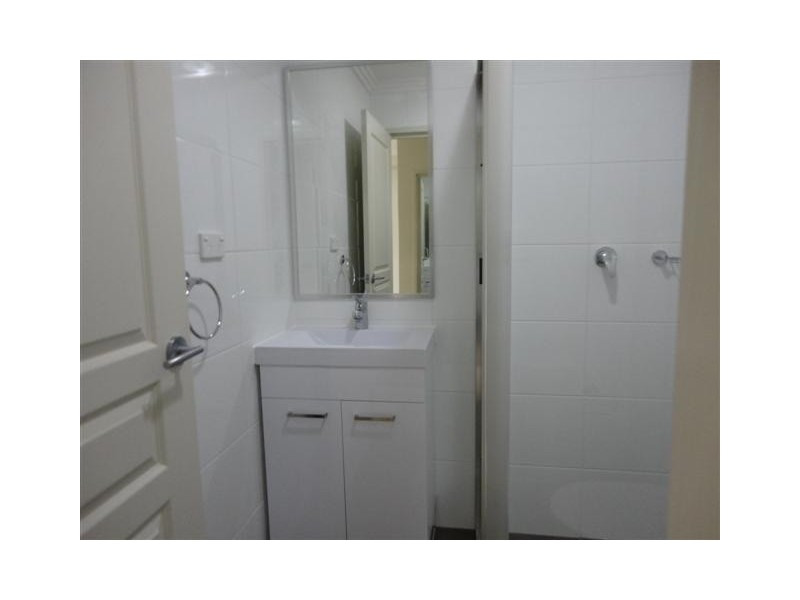 6-10 Kippax Street, Wentworthville NSW 2145