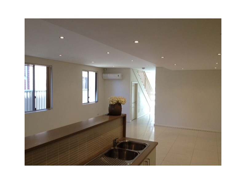 90A Louis Street, Merrylands NSW 2160