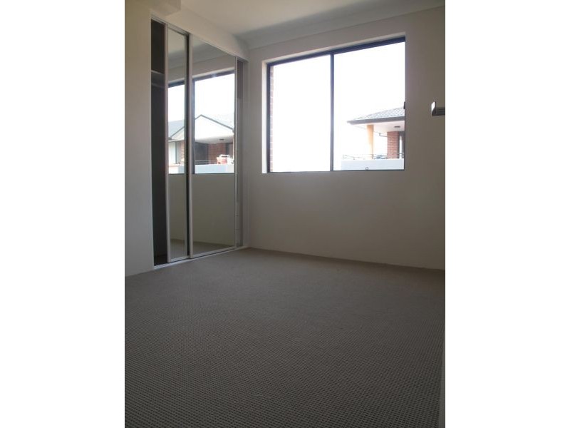 2/7a Pitt Street, Parramatta NSW 2150