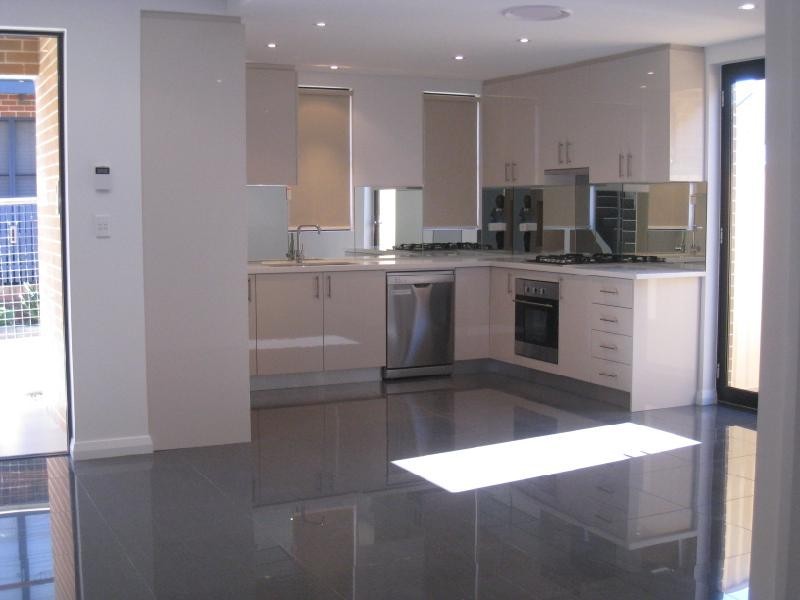 18 Abbey Lane, North Parramatta NSW 2151