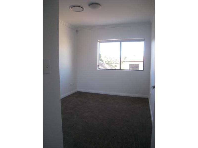 18 Abbey Lane, North Parramatta NSW 2151