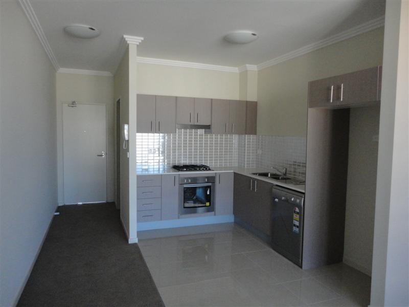 8/53-59 Balmoral Road, Northmead NSW 2152