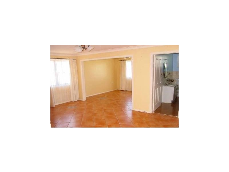 30 Georges Crescent, Georges Hall NSW 2198