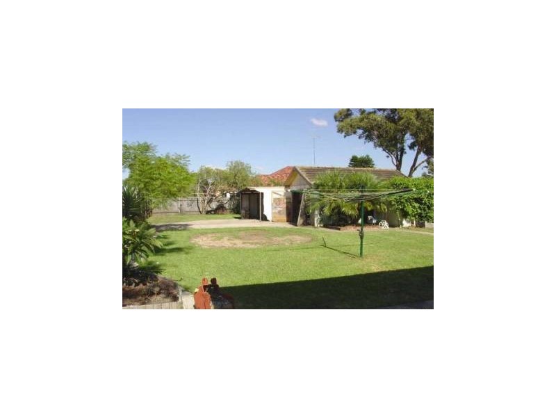 30 Georges Crescent, Georges Hall NSW 2198