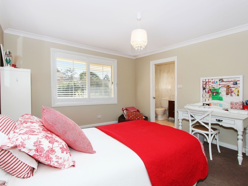 36 Kambah Place, West Pennant Hills NSW 2125