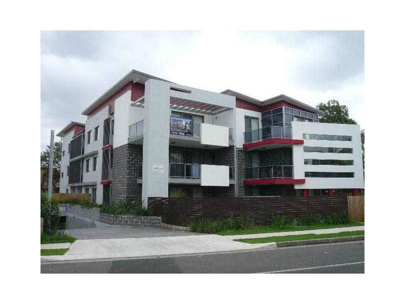 2/205-207  William Street, Granville NSW 2142