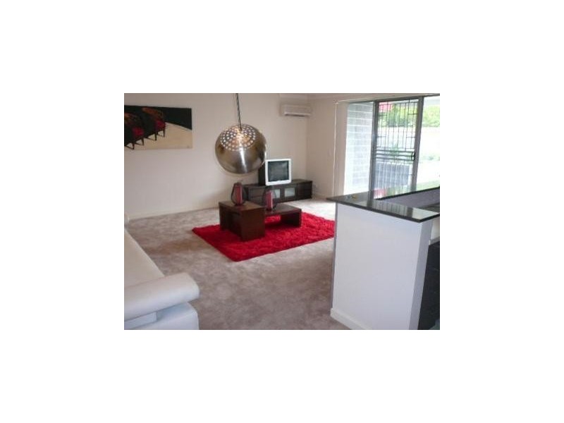 2/205-207  William Street, Granville NSW 2142