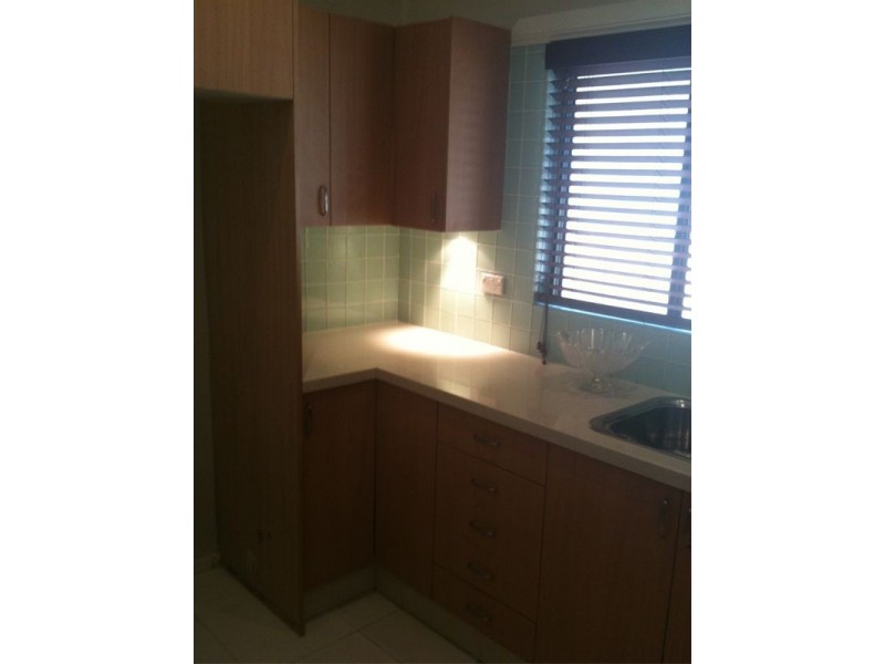 8 Gloucester Avenue, Merrylands NSW 2160