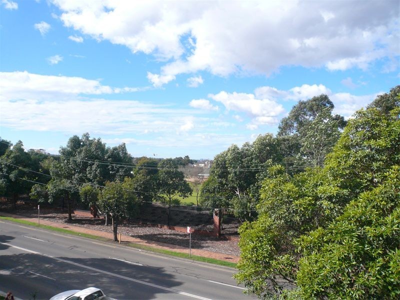 149-151 Pitt Street, Merrylands NSW 2160