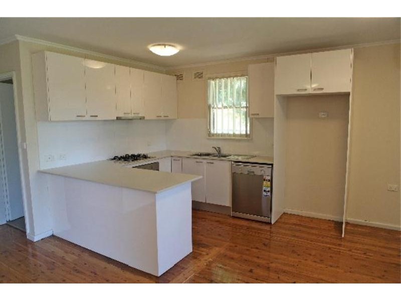 9 Huon Cresent, Holsworthy NSW 2173