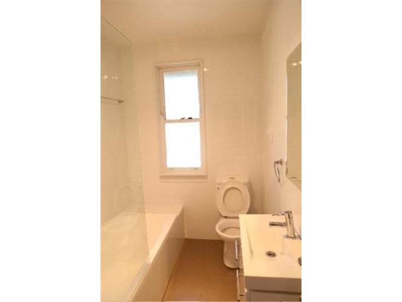 9 Huon Cresent, Holsworthy NSW 2173