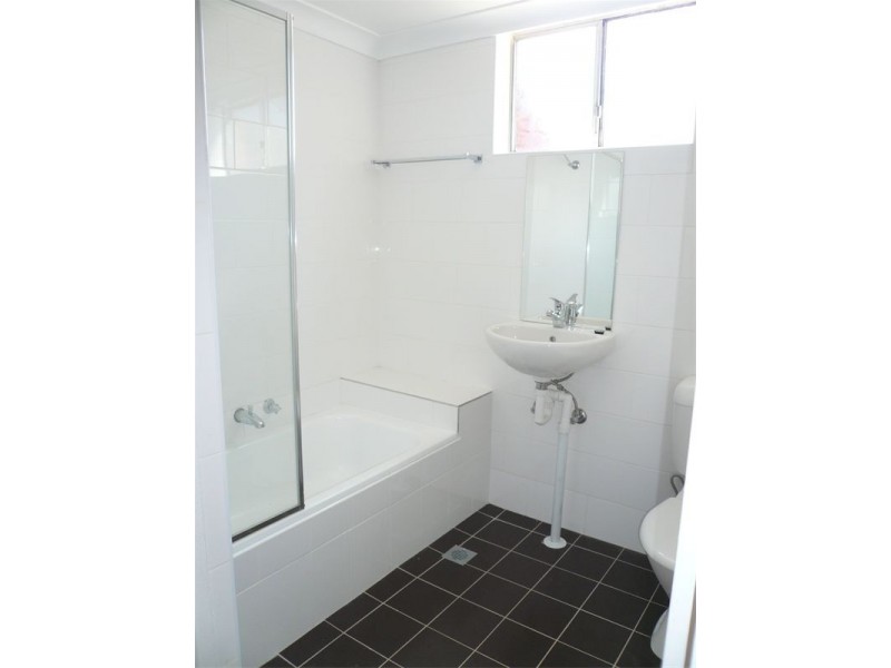 43A Grand Avenue, Westmead NSW 2145