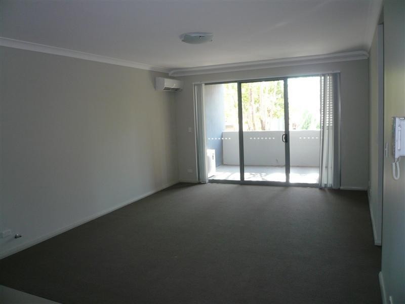 49/53-59 Balmoral Road, Northmead NSW 2152