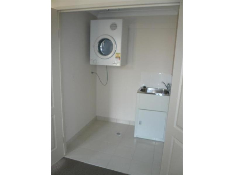 2/21-27 Cross Street, Guildford NSW 2161