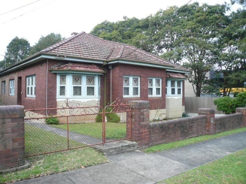 14 Howard Avenue, Northmead NSW 2152