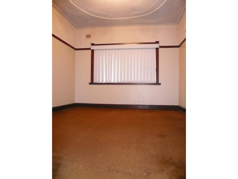 14 Howard Avenue, Northmead NSW 2152