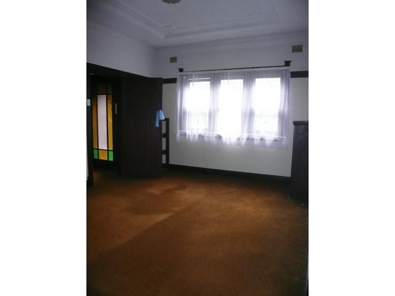 14 Howard Avenue, Northmead NSW 2152