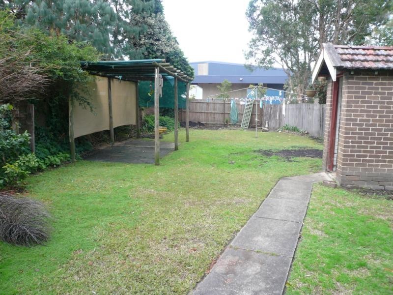 14 Howard Avenue, Northmead NSW 2152