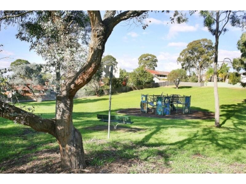 44 Gregory Street, Greystanes NSW 2145