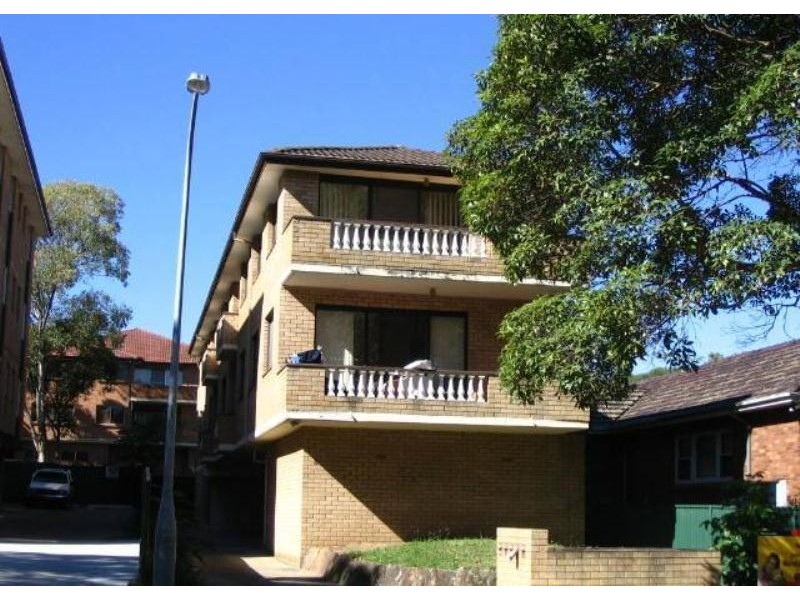 2/8 Queens Avenue, Parramatta NSW 2150