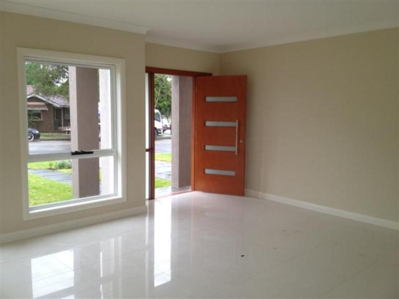 4 Steele Street, Mays Hill NSW 2145