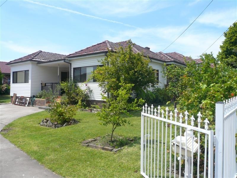 21 Regent Street, Regents Park NSW 2143