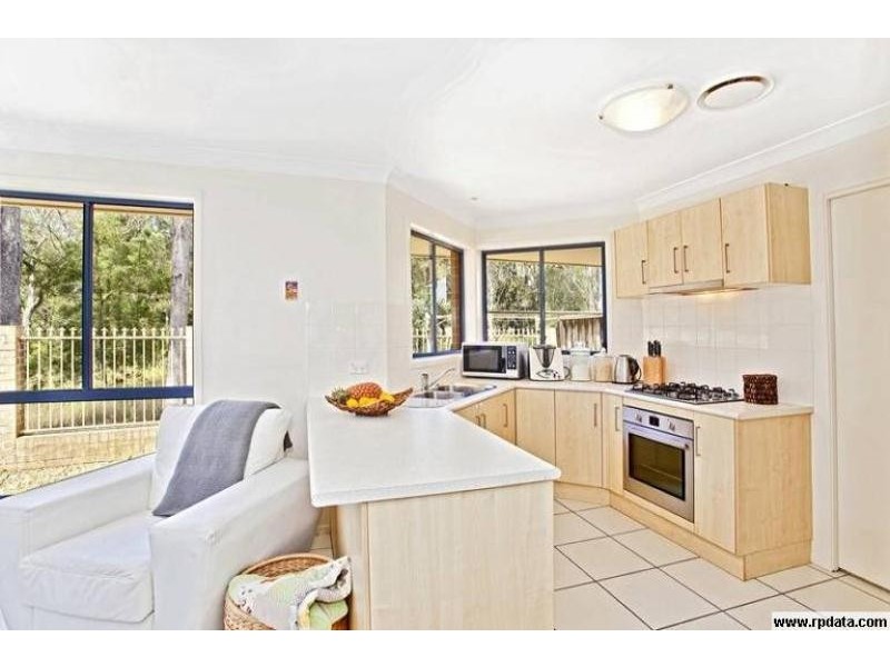 66 Coffs Harbour Avenue, Hoxton Park NSW 2171