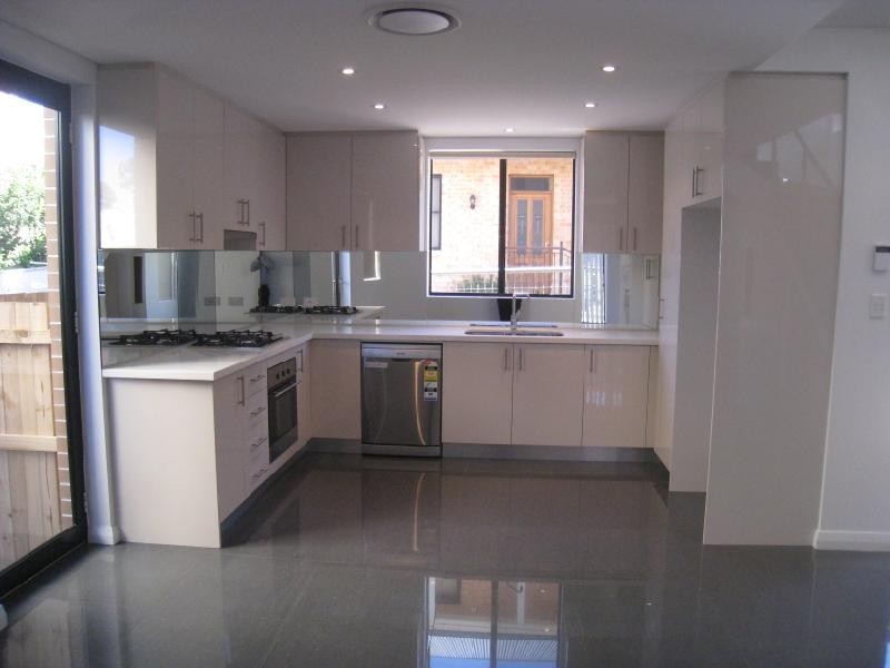 16 Abbey Lane, North Parramatta NSW 2151