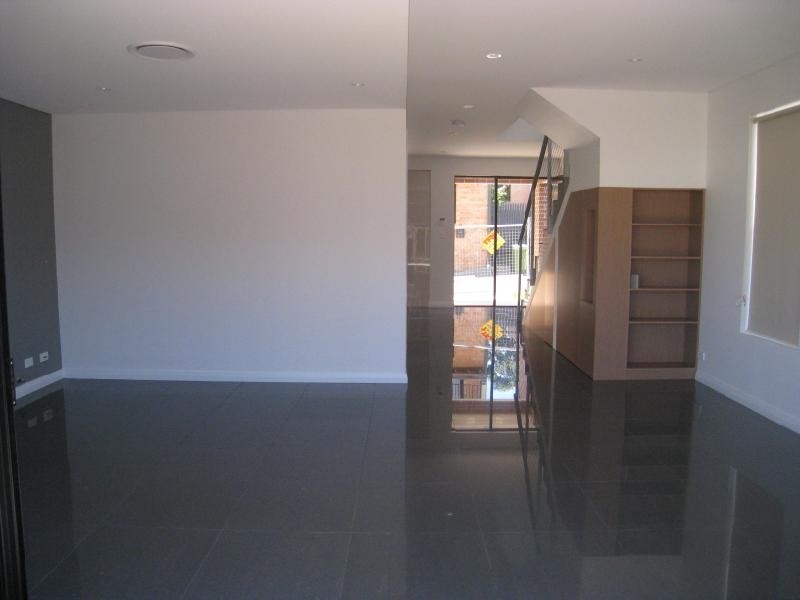 16 Abbey Lane, North Parramatta NSW 2151