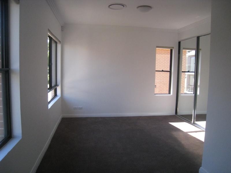 16 Abbey Lane, North Parramatta NSW 2151