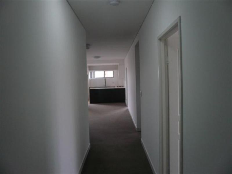 40/28 Brickworks Drive, Holroyd NSW 2142
