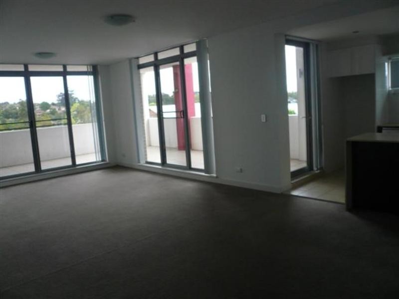 40/28 Brickworks Drive, Holroyd NSW 2142