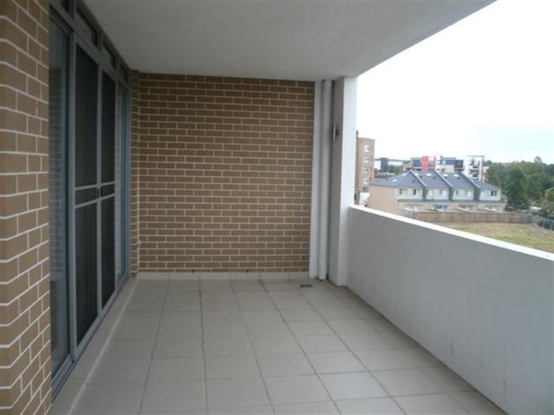 40/28 Brickworks Drive, Holroyd NSW 2142