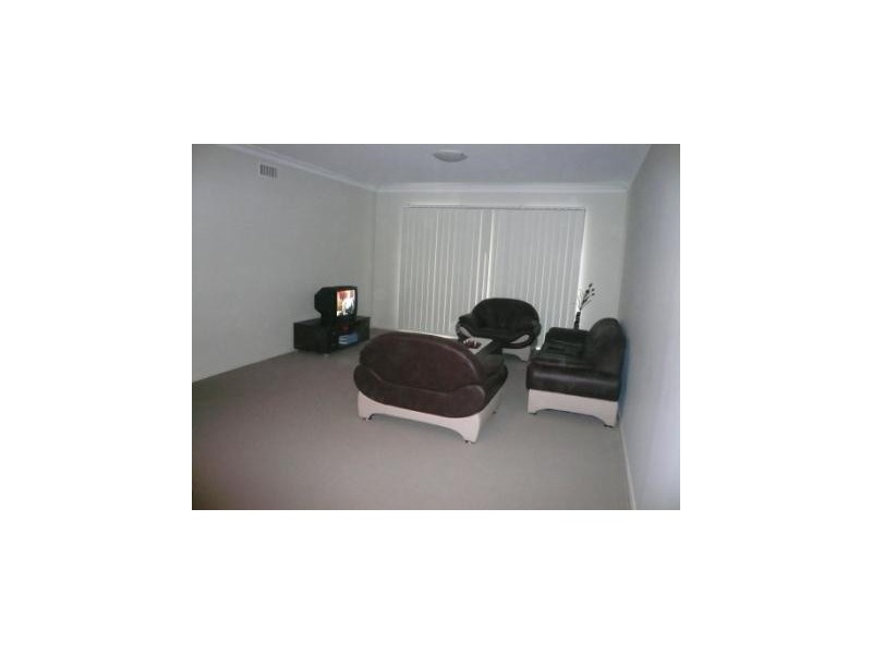 32-34 Mons Road, Westmead NSW 2145